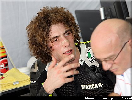 simoncelli_009_motogp_2010_test_sepang1.jpg