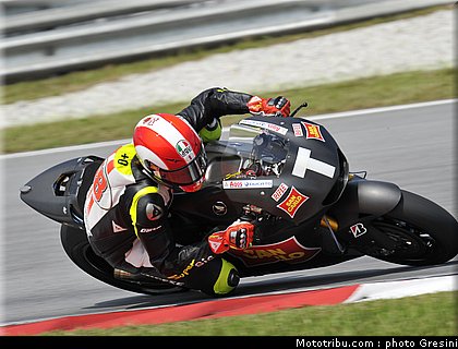simoncelli_021_motogp_2010_test_sepang1.jpg