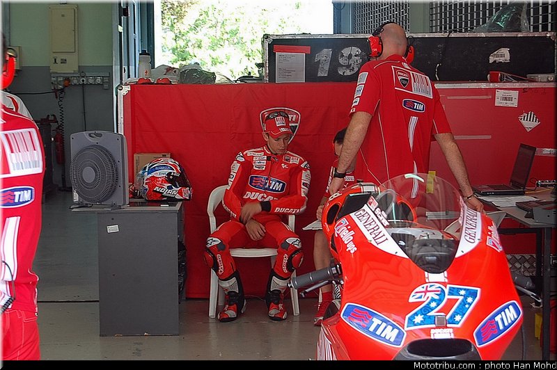 stoner_008_motogp_sepang_test1_2010