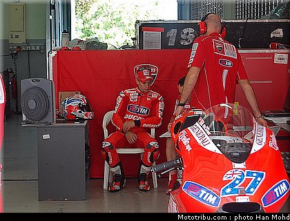 stoner_008_motogp_sepang_test1_2010.JPG