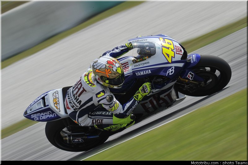 rossi_9_motogp_test_sepang1_2010