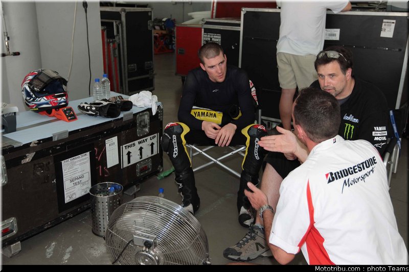 spies_02_motogp_test_sepang1_2010