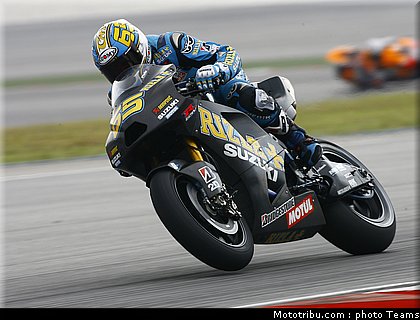 capirossi_03_motogp_test_sepang1_2010.jpg