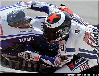 lorenzo_2_motogp_test_sepang1_2010.jpg