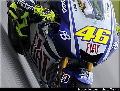 rossi_1_motogp_test_sepang1_2010.jpg