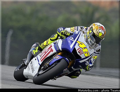 rossi_7_motogp_test_sepang1_2010.jpg