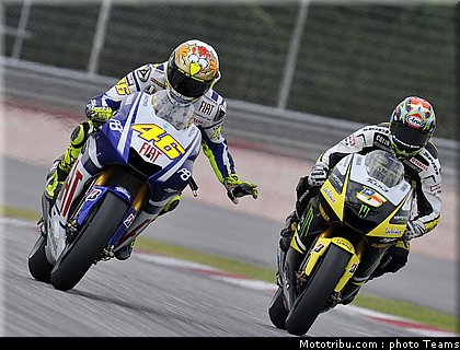rossi_8_motogp_test_sepang1_2010.jpg