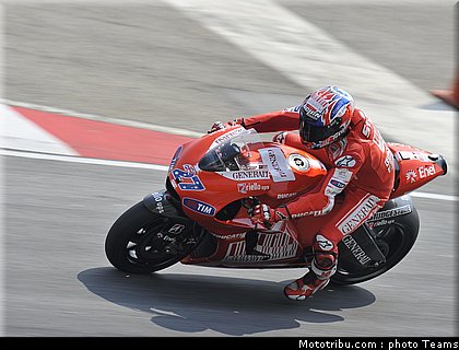 stoner_10_motogp_test_sepang1_2010.jpg