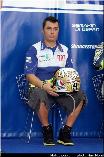 rossi_03_motogp_2010_tests_sepang2