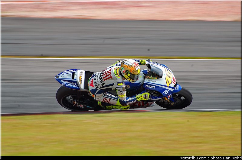 rossi_09_motogp_2010_tests_sepang2