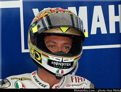rossi_04_motogp_2010_tests_sepang2.JPG