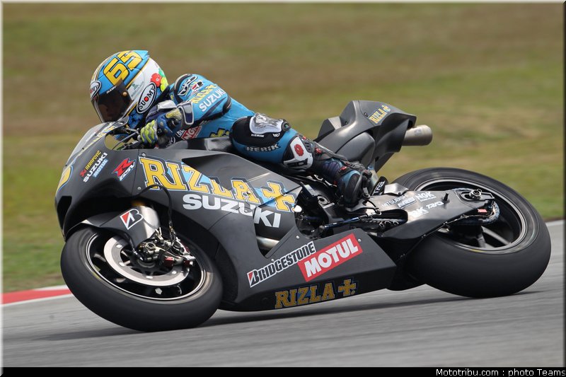 capirossi_03_motogp_2010_test_sepang2