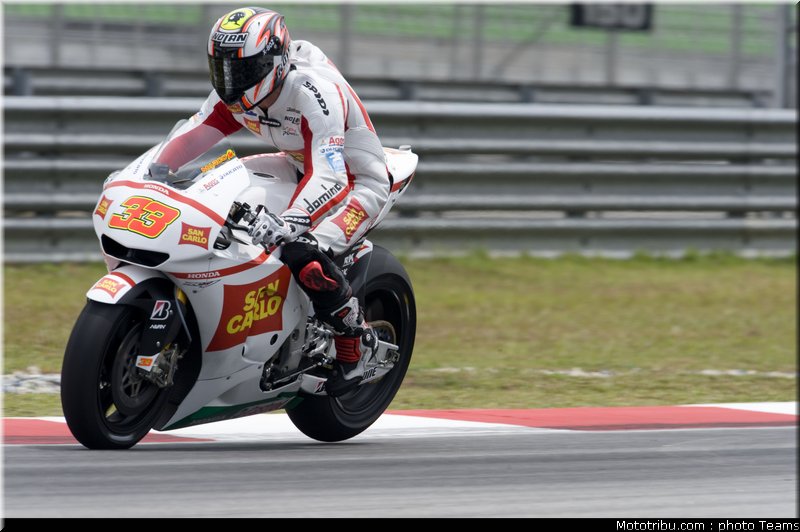 melandri_04_motogp_2010_test_sepang2