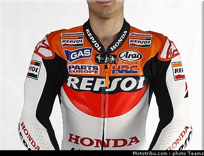 pedrosa_02_motogp_2010_test_sepang2.jpg