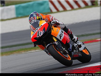 pedrosa_21_motogp_2010_test_sepang2.jpg