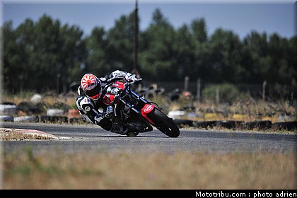 johann_zarco_test_circuit_du_mistral_2010_004.JPG