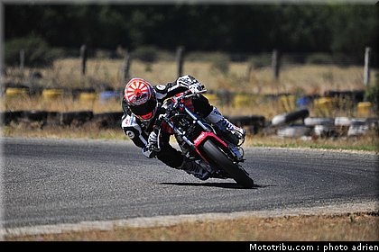 johann_zarco_test_circuit_du_mistral_2010_008.JPG