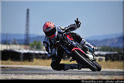 johann_zarco_test_circuit_du_mistral_2010_033.JPG