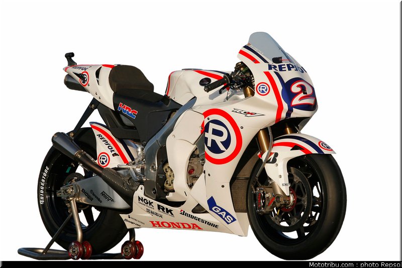 004_honda_repsol_rc212v_2008_special_edition_dani_pedrosa