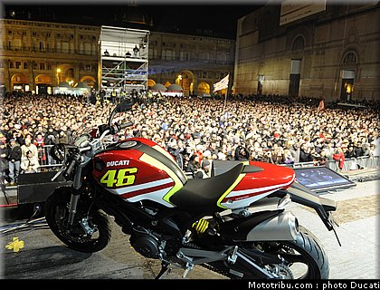 ducati_night_2011_006.JPG