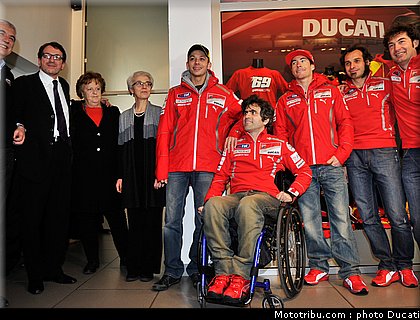 ducati_night_2011_059.jpg
