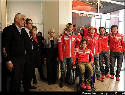 ducati_night_2011_060.JPG