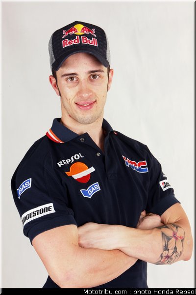 043_honda_repsol_hrc_2011_dovizioso_09_043