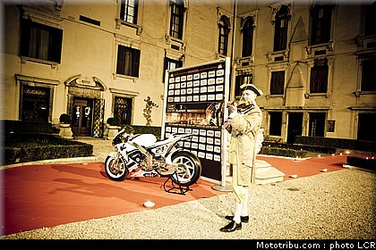 motogp_team_lcr_2011_005.jpg