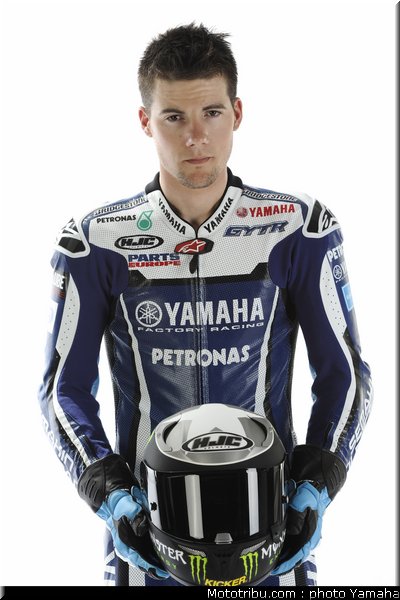 motogp_yamaha_racing_team_2011_spies_17