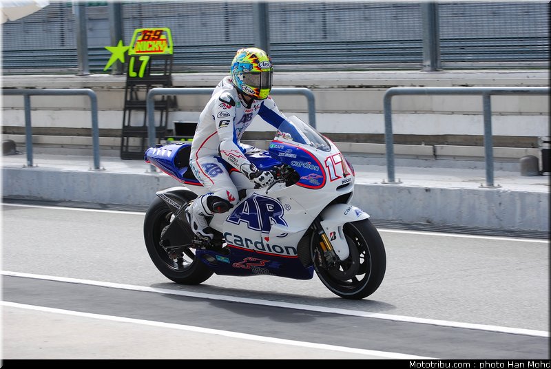 motogp_test_malaisie_2011_abraham_3