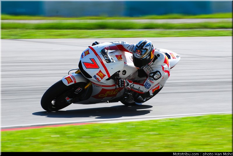 motogp_test_malaisie_2011_aoyama_1