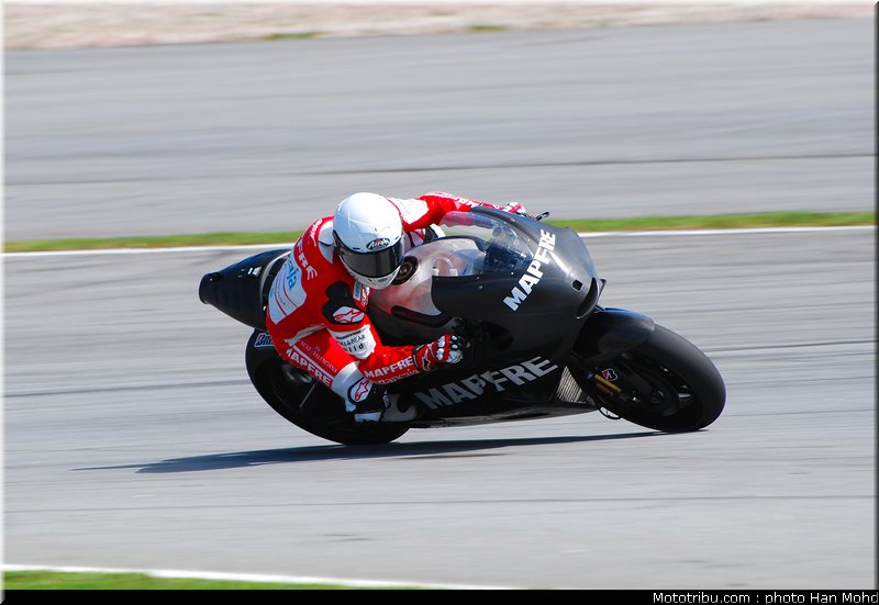 motogp_test_malaisie_2011_barbera_4