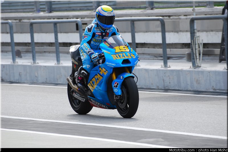 motogp_test_malaisie_2011_bautista_4