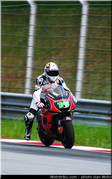 motogp_test_malaisie_2011_depuniet_29