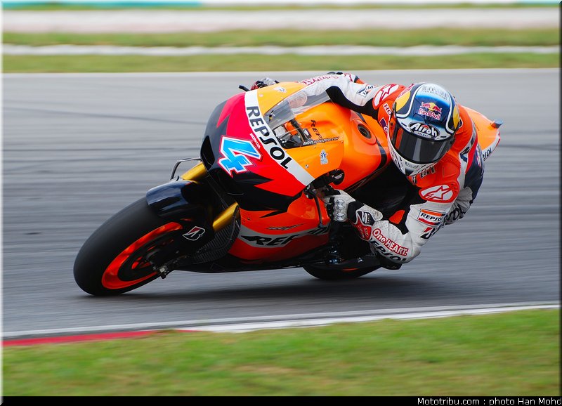 motogp_test_malaisie_2011_dovizioso_03