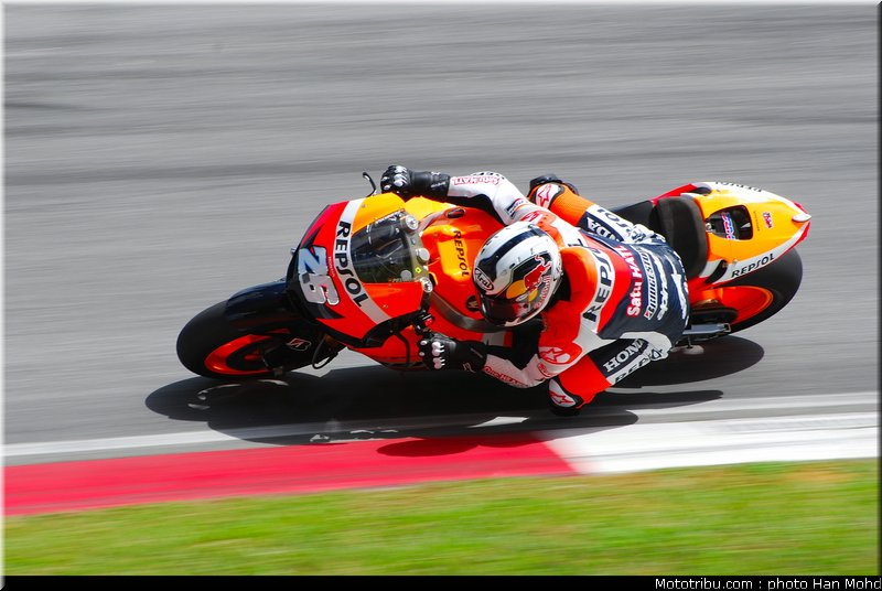 motogp_test_malaisie_2011_pedrosa_5