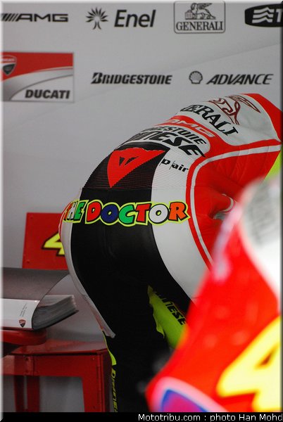 motogp_test_malaisie_2011_rossi_06