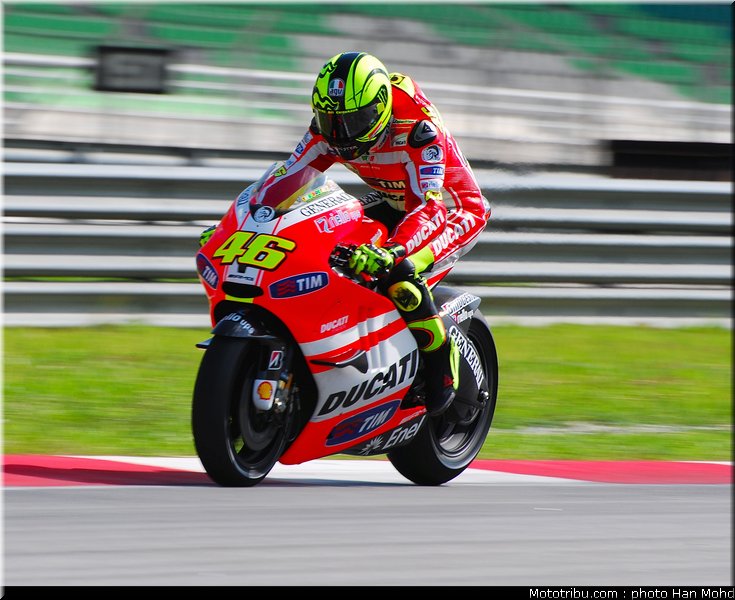 motogp_test_malaisie_2011_rossi_08