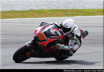 motogp_test_malaisie_2011_capirossi_1.JPG