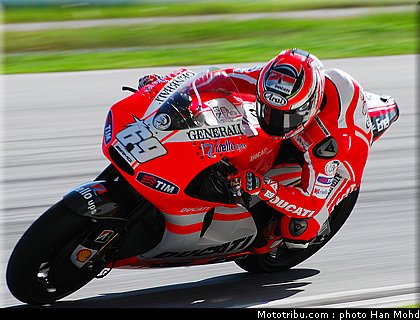 motogp_test_malaisie_2011_hayden_01.JPG