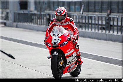 motogp_test_malaisie_2011_hayden_07.JPG