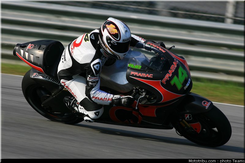motogp_test_malaisie_2011_depuniet_5