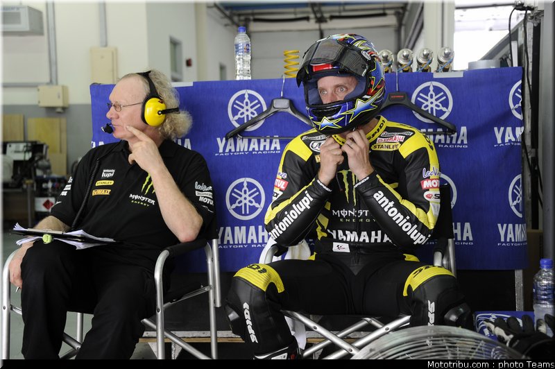 motogp_test_malaisie_2011_edwards_04