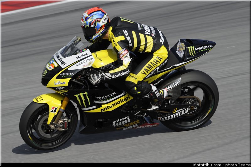 motogp_test_malaisie_2011_edwards_05