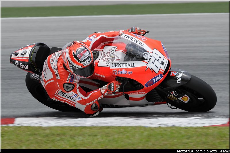 motogp_test_malaisie_2011_hayden_01