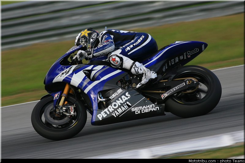 motogp_test_malaisie_2011_lorenzo_04