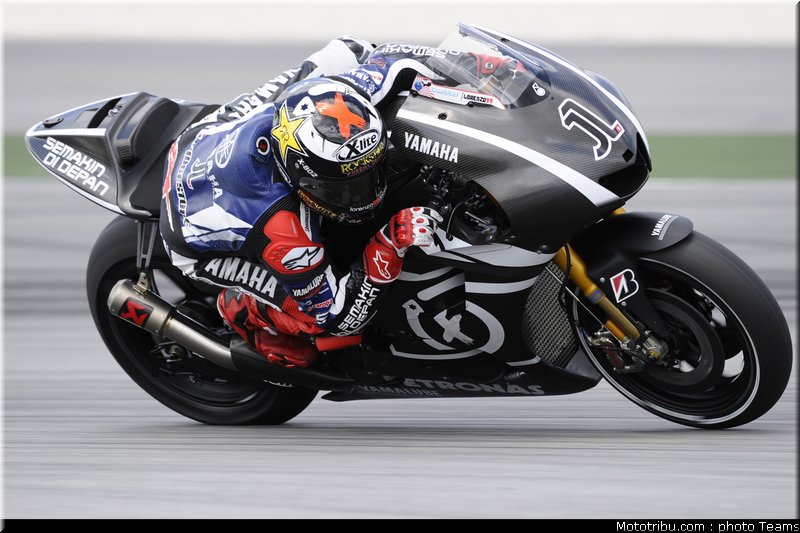 motogp_test_malaisie_2011_lorenzo_06