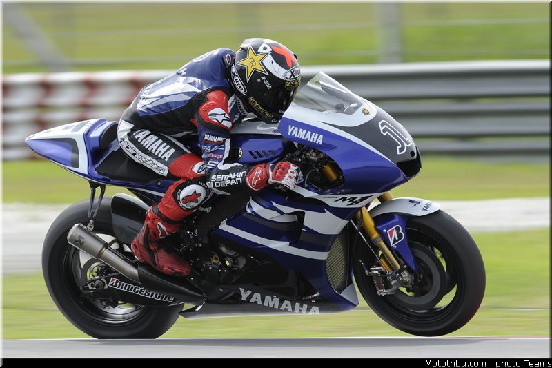 motogp_test_malaisie_2011_lorenzo_09