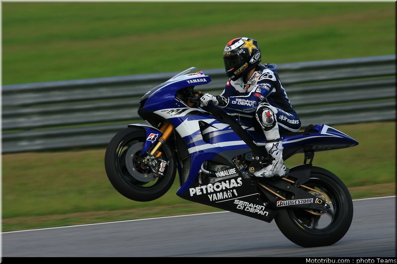 motogp_test_malaisie_2011_lorenzo_10