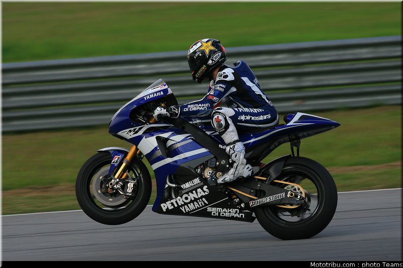 motogp_test_malaisie_2011_lorenzo_12